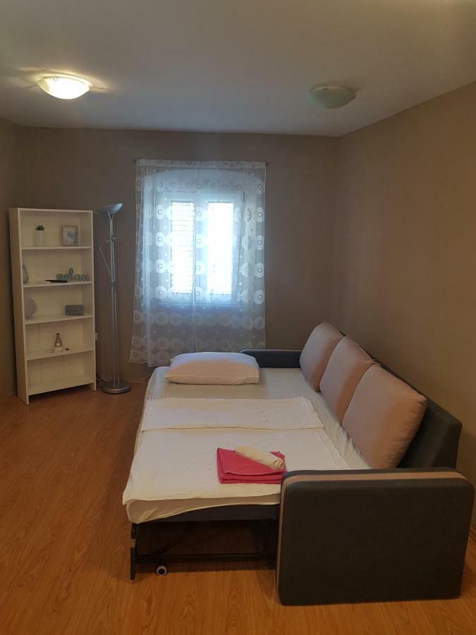 Apartment Central 시베니크 외부 사진