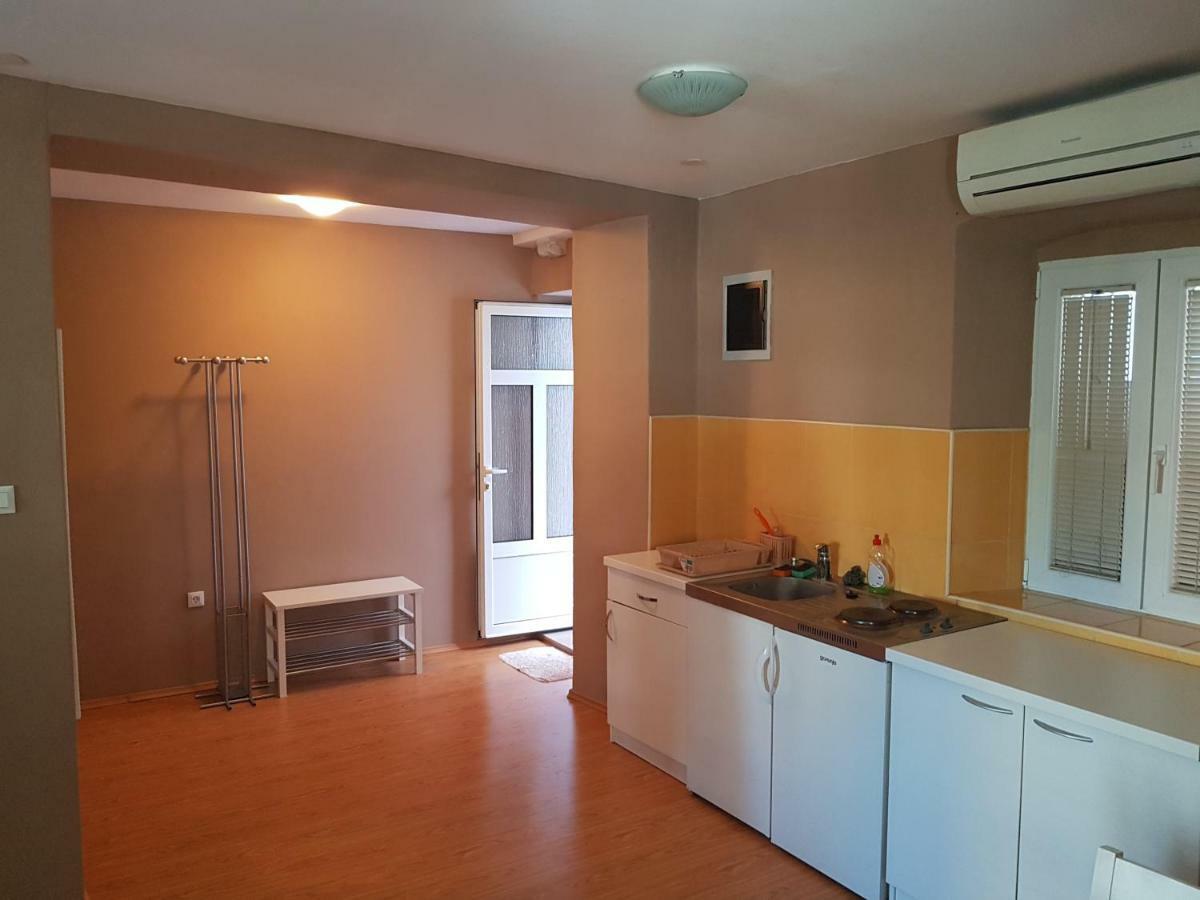 Apartment Central 시베니크 외부 사진