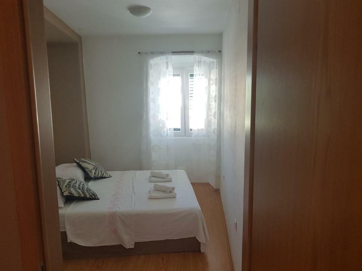 Apartment Central 시베니크 외부 사진